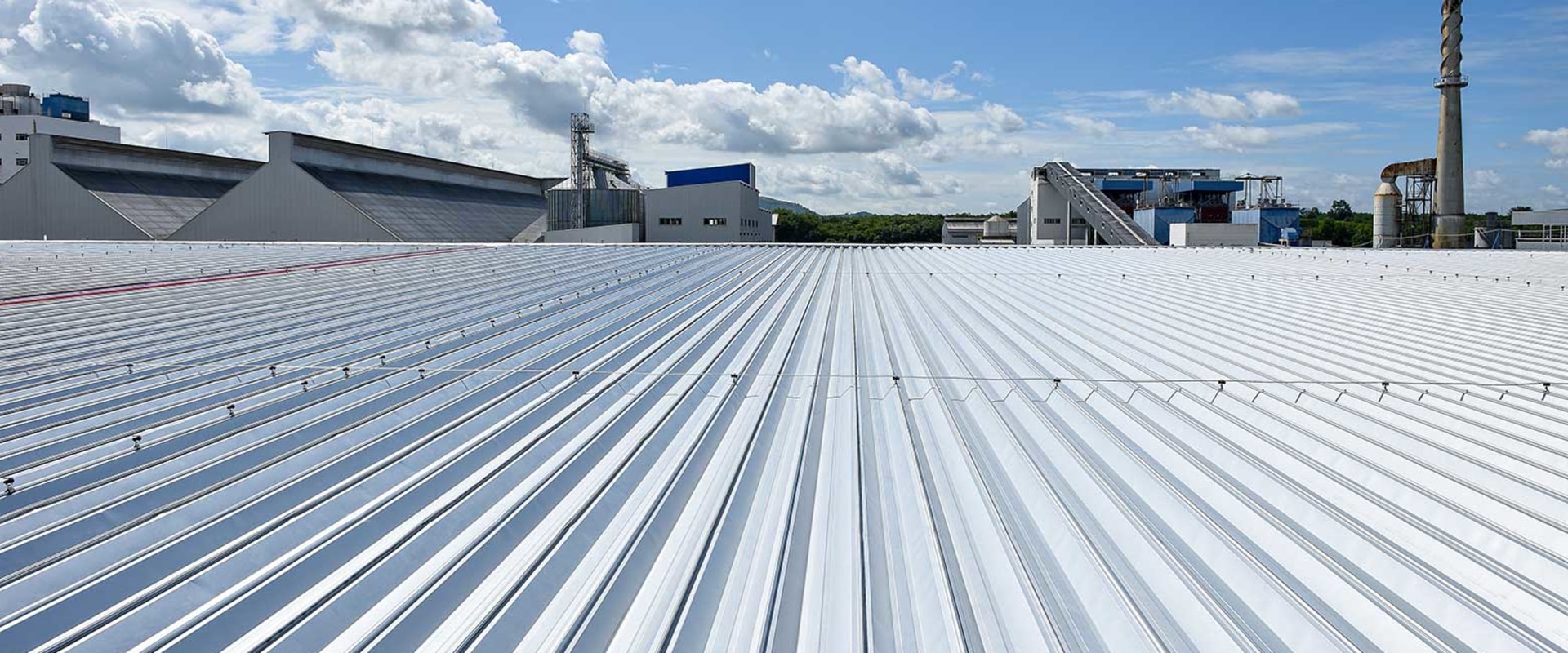 The Top Benefits of Metal Roofing for Commercial Properties