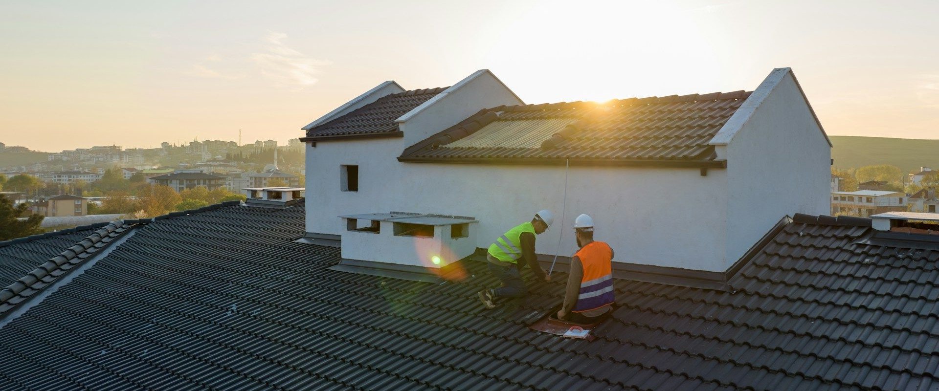 Licensing and Insurance Requirements for Roofing Contractors