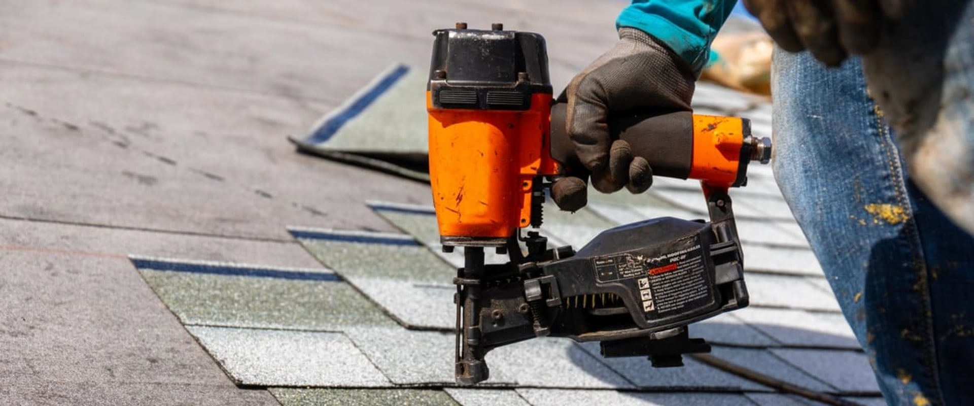Equipment and Tools for DIY Roof Maintenance: A Comprehensive Guide