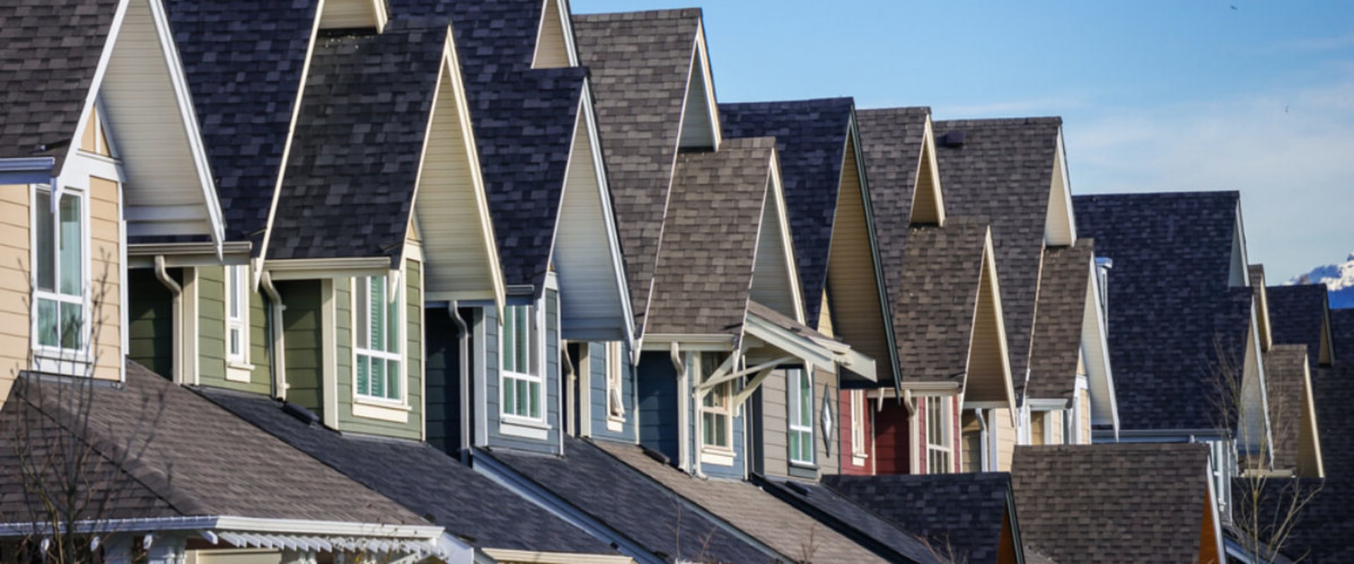 The Pros and Cons of Different Roofing Materials
