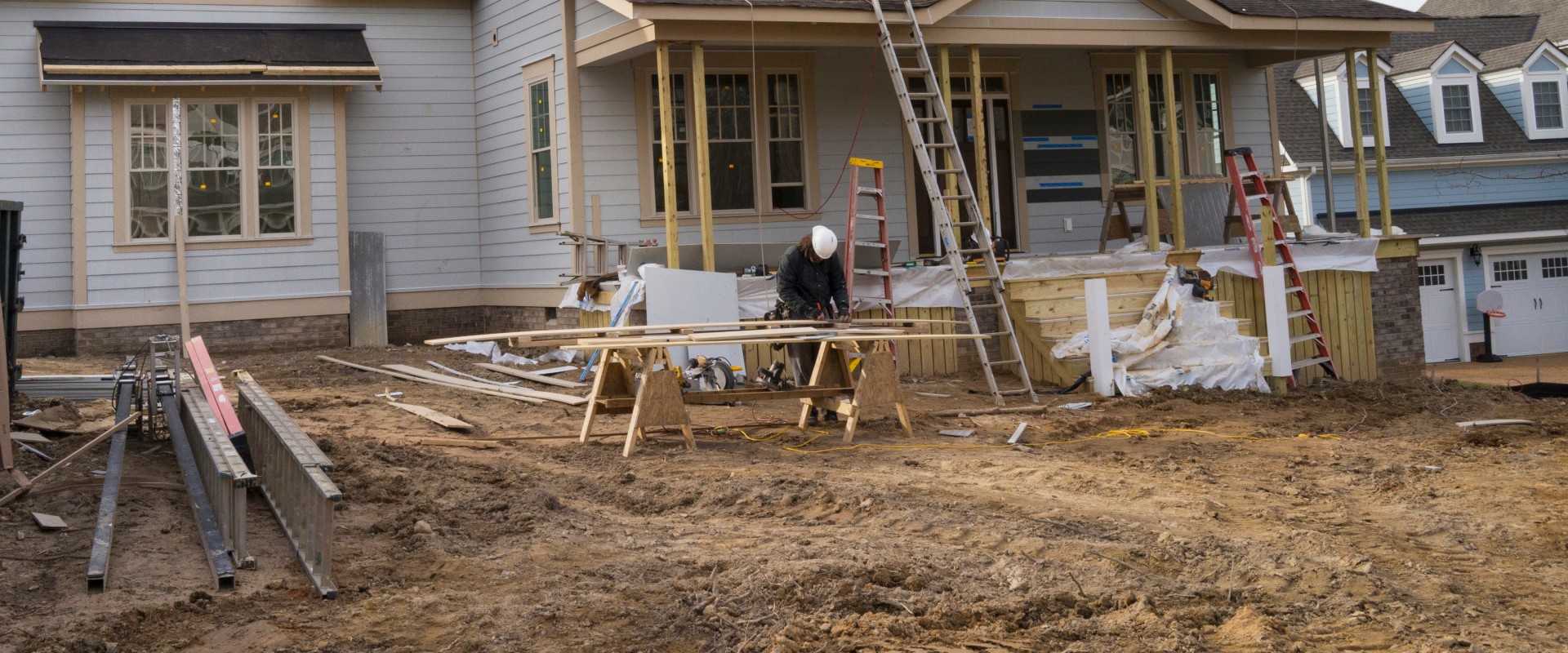 Red Flags to Watch Out for When Choosing a Contractor